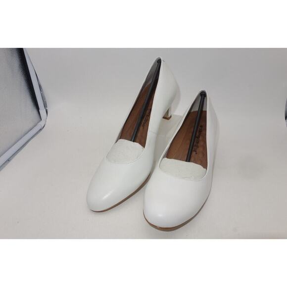 Walking Cradles Shoes - NEW Walking Cradles Joy Cashmere White Heels Pumps Women's 10
